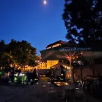 Senk U Kovarny בית הארחה 3*